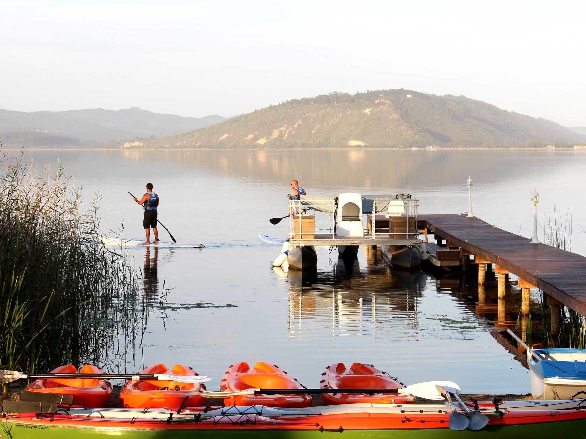 Lakeside Lodge & Spa Седжфилд Экстерьер фото